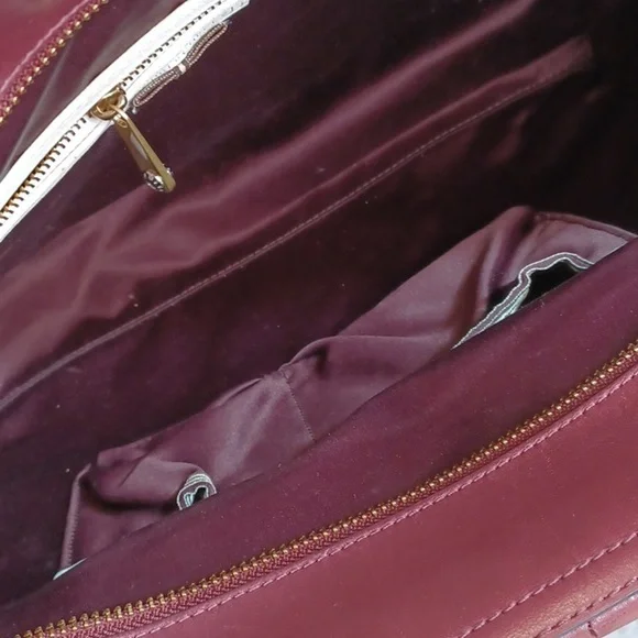 Henri Bendel 712 Zip Tote Laptop Bag  Burgundy - Picture 12 of 17